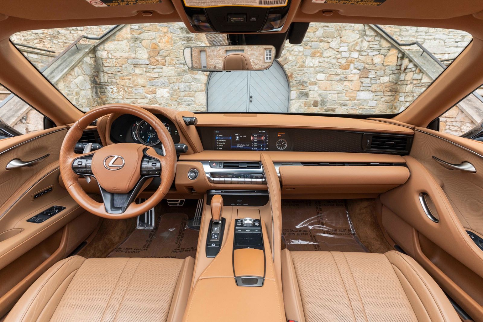 Fahrzeugabbildung Lexus LC 500 Cabrio HUD LED ACC ML TOTW KAM PCS RCTA