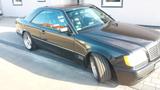 Mercedes-Benz CE 300 - schwarze Mercedes-Benz CE 300
