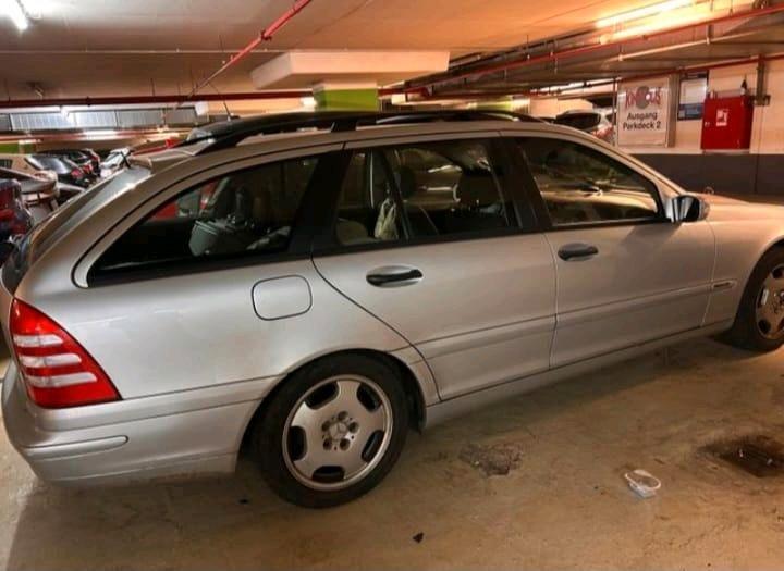 Mercedes-Benz C 200
