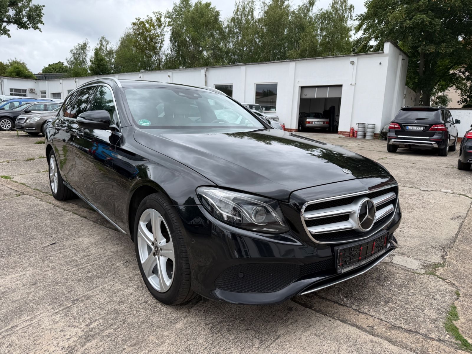 MERCEDES-BENZ E 220 d, Kombi, Avantgarde, MwSt. 19%
