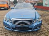 Mercedes-Benz E 250 E T-Modell E 250 CDI BlueEfficiency - Mercedes-Benz E-Klasse: 7 Sitzer