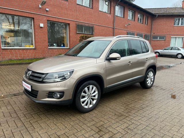 Volkswagen Tiguan Sport & Style BMT - Navi - Parkpilot