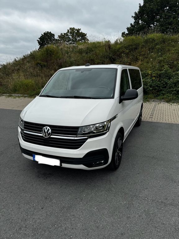 Image of Volkswagen T6 Caravelle