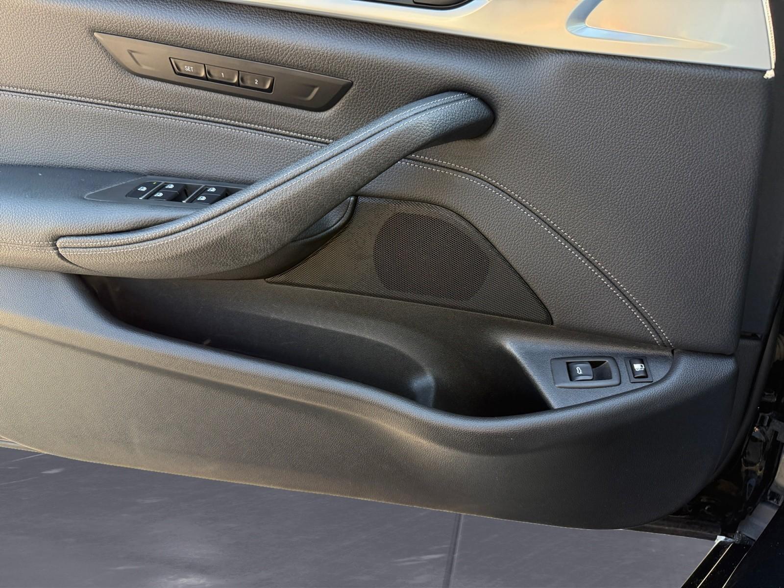 BMW 530 e Touring Luxury Line Aktive Geschw. Sitzbelü, миниатюра 19