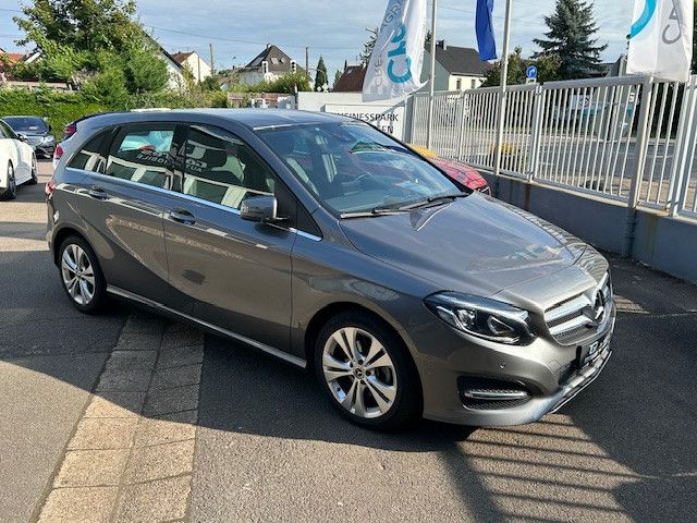 MERCEDES-BENZ B 220 4Matic Edition B