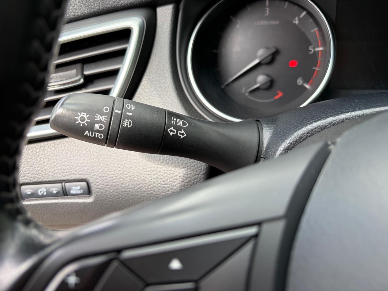 Nissan Qashqai N-Connecta 4x4 1.7*NAVI*360°-CAM*LED*ACC