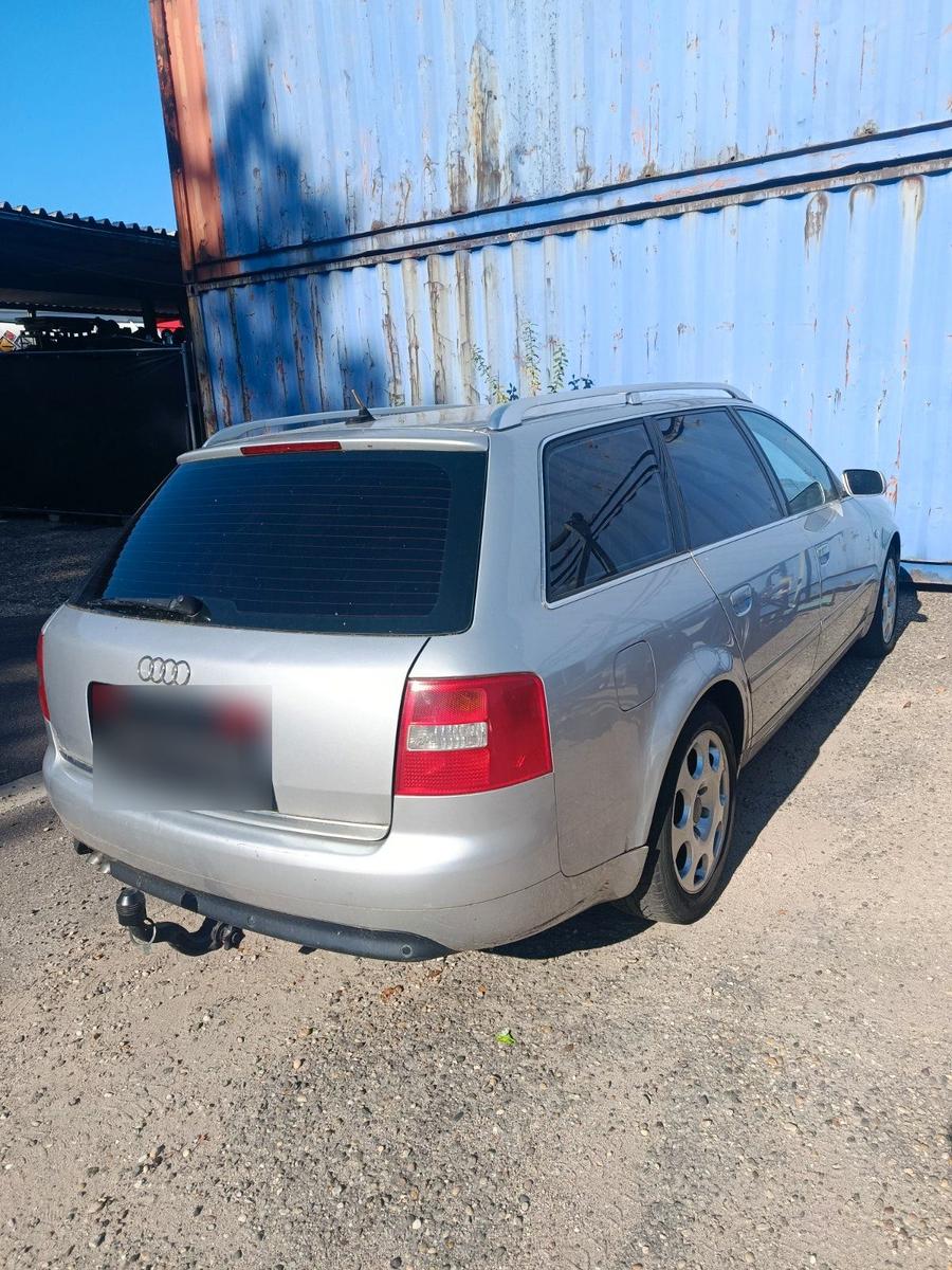 Audi A6 2004 — photo 6