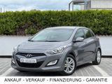 Hyundai i30 FIFA World Cup Edition*96.000KM*LED*NAV*SHZ - Hyundai i30: Fifa World Cup Edition