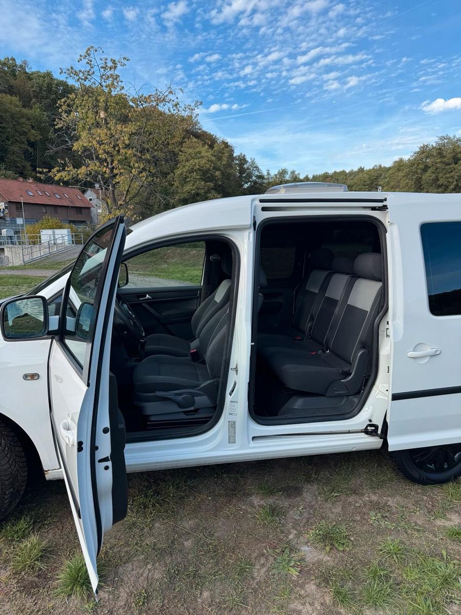 Volkswagen Caddy 2011 — photo 11