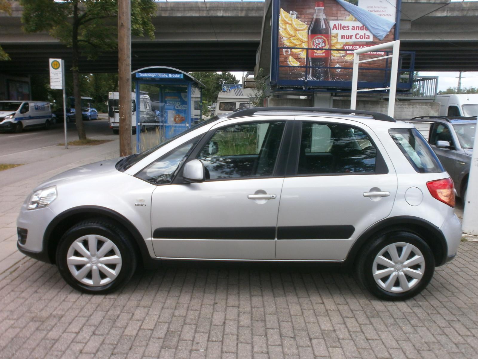 Suzuki SX4 Club