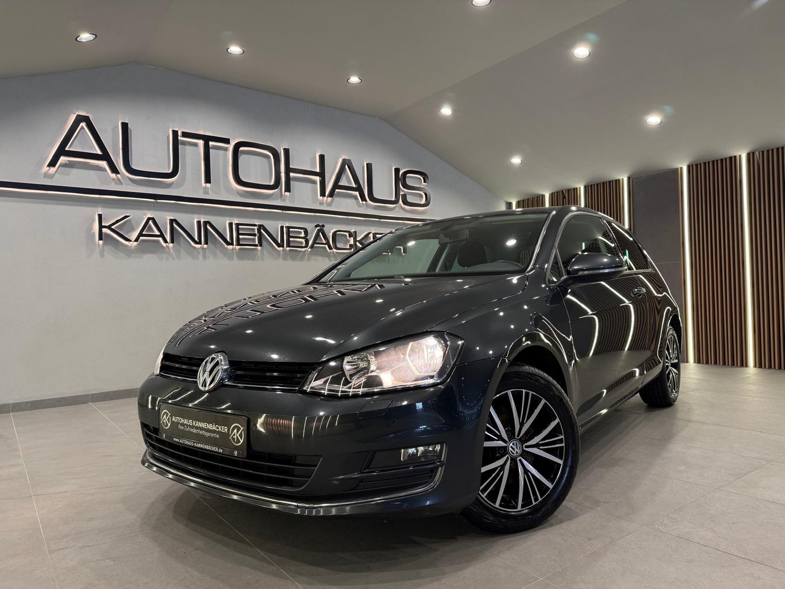 Volkswagen Golf VII Lim. Allstar *1HD*SCHECKHEFT VW*