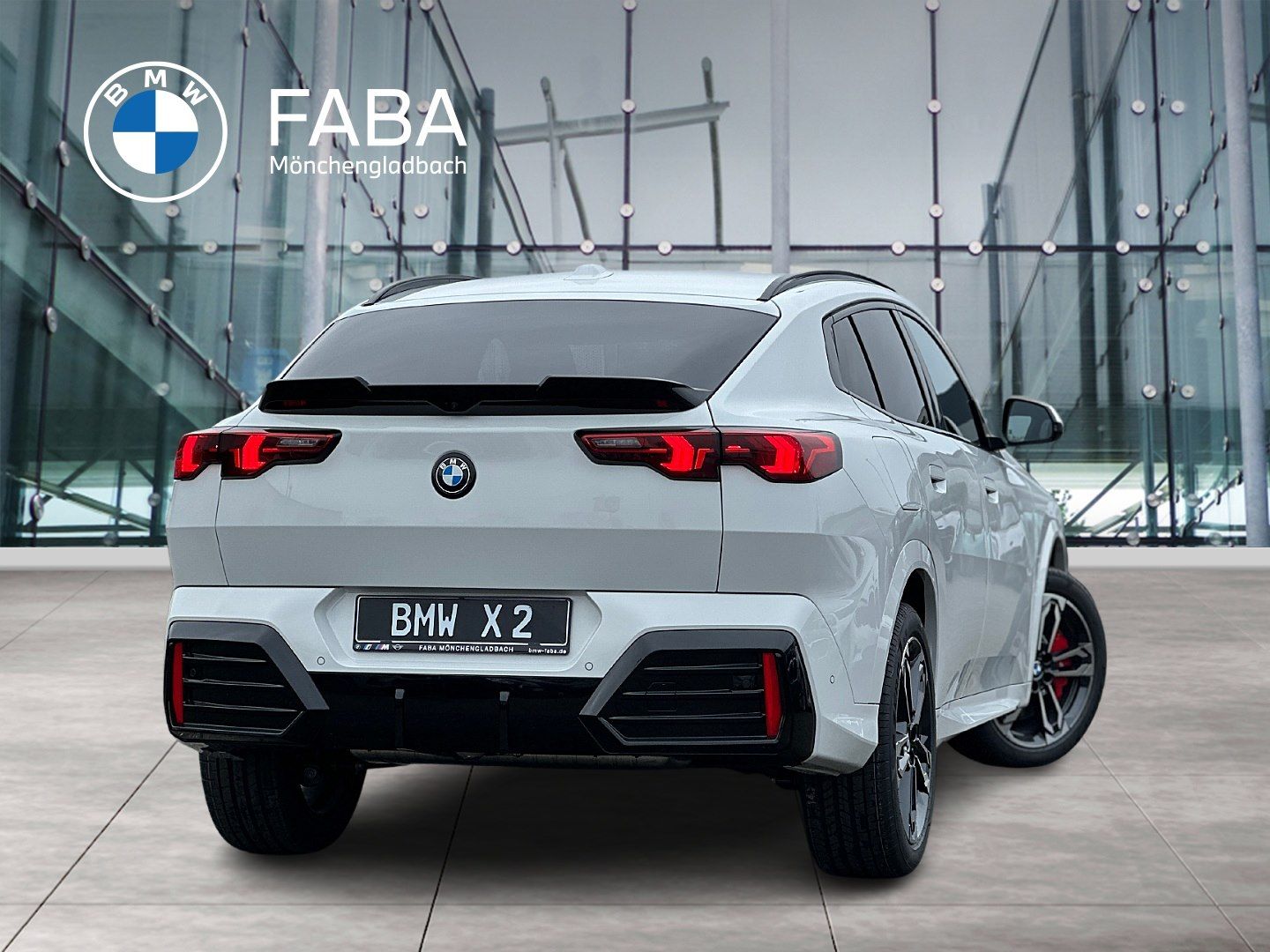 BMW X2 sDrive20i M Sport Pro Head-Up HK HiFi DAB imagem 2