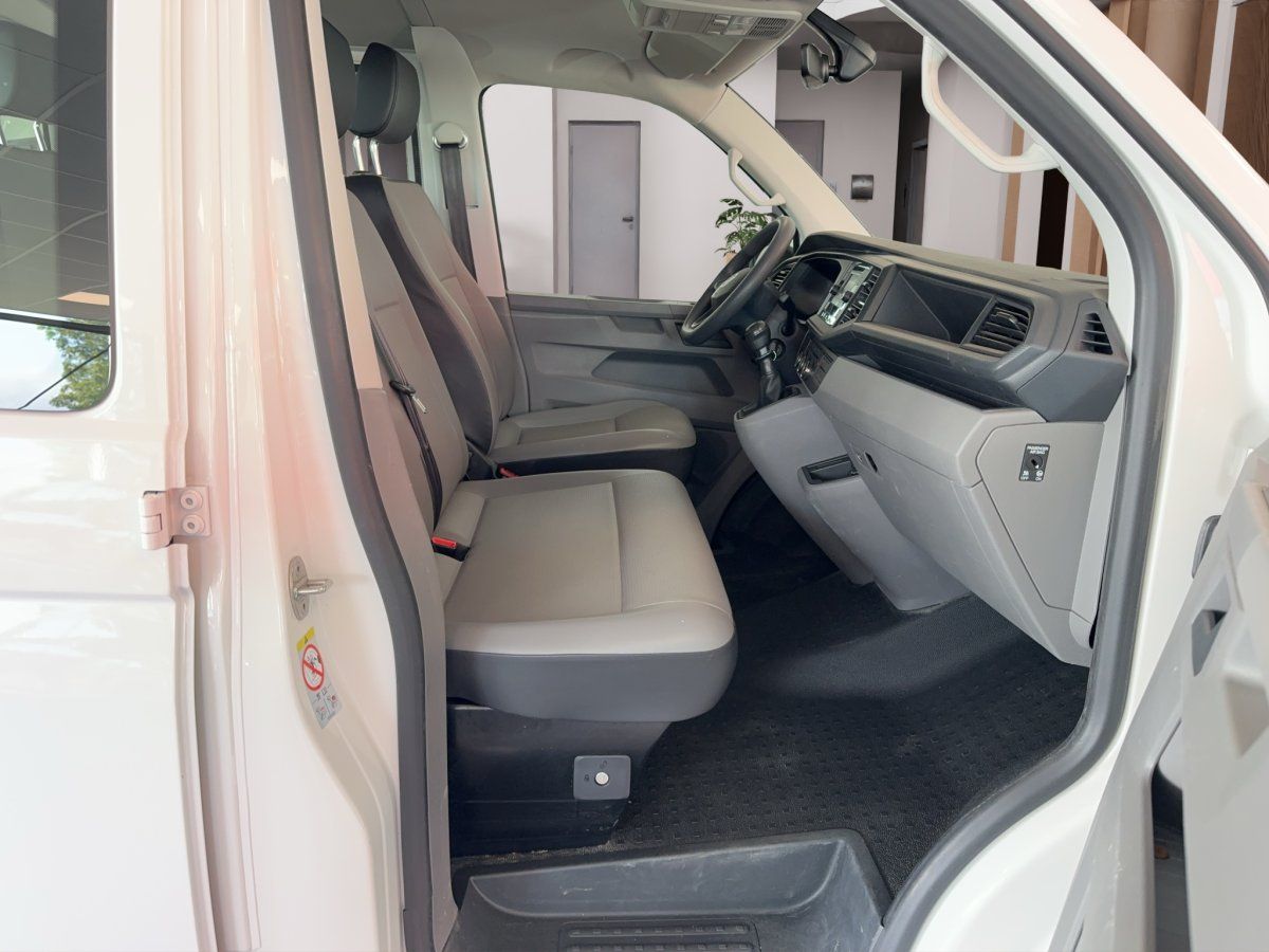 Fahrzeugabbildung Volkswagen T6.1 2.0 TDI Pritsche Doppelkabine LR AHK