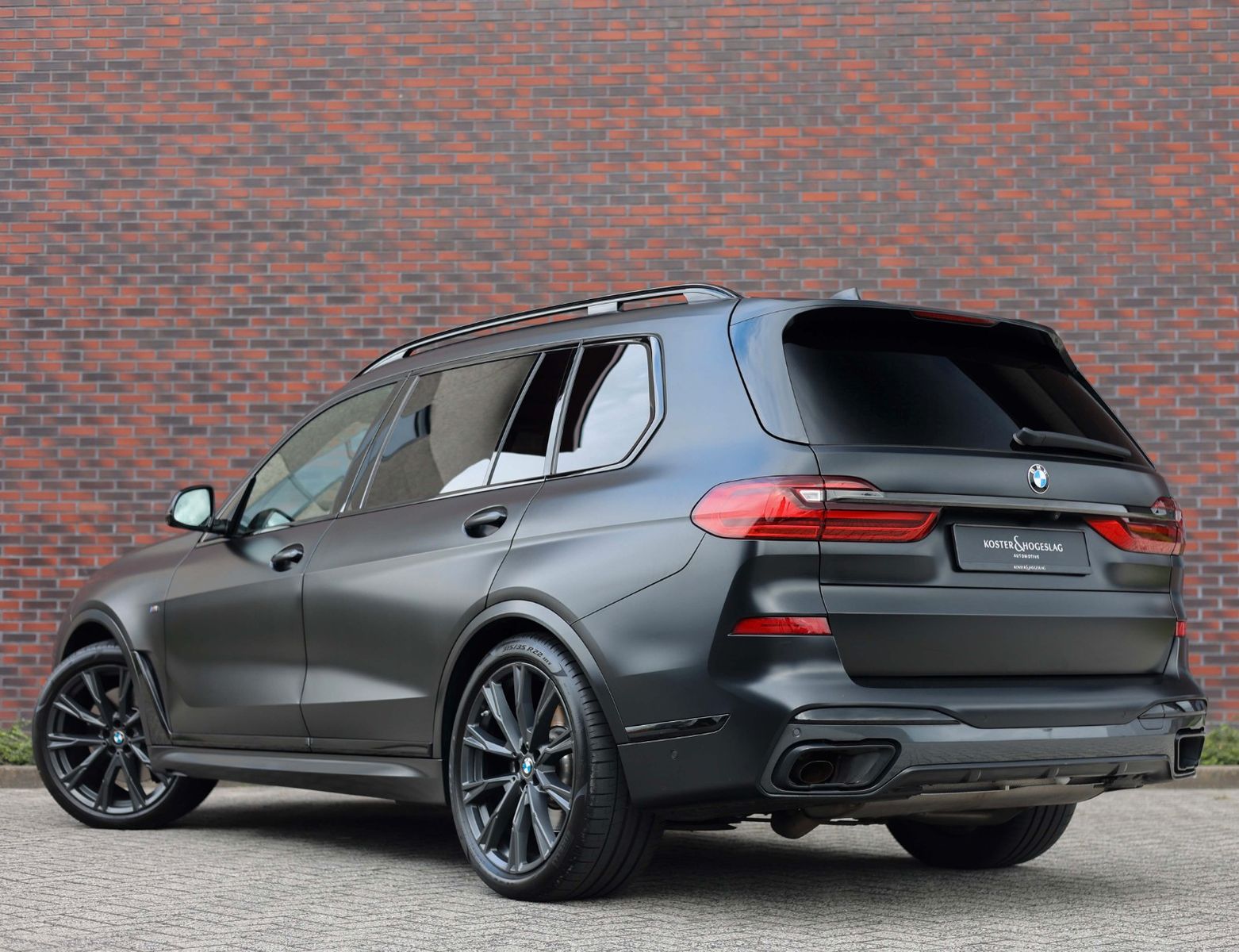BMW X7 40i xDrive imagem 2