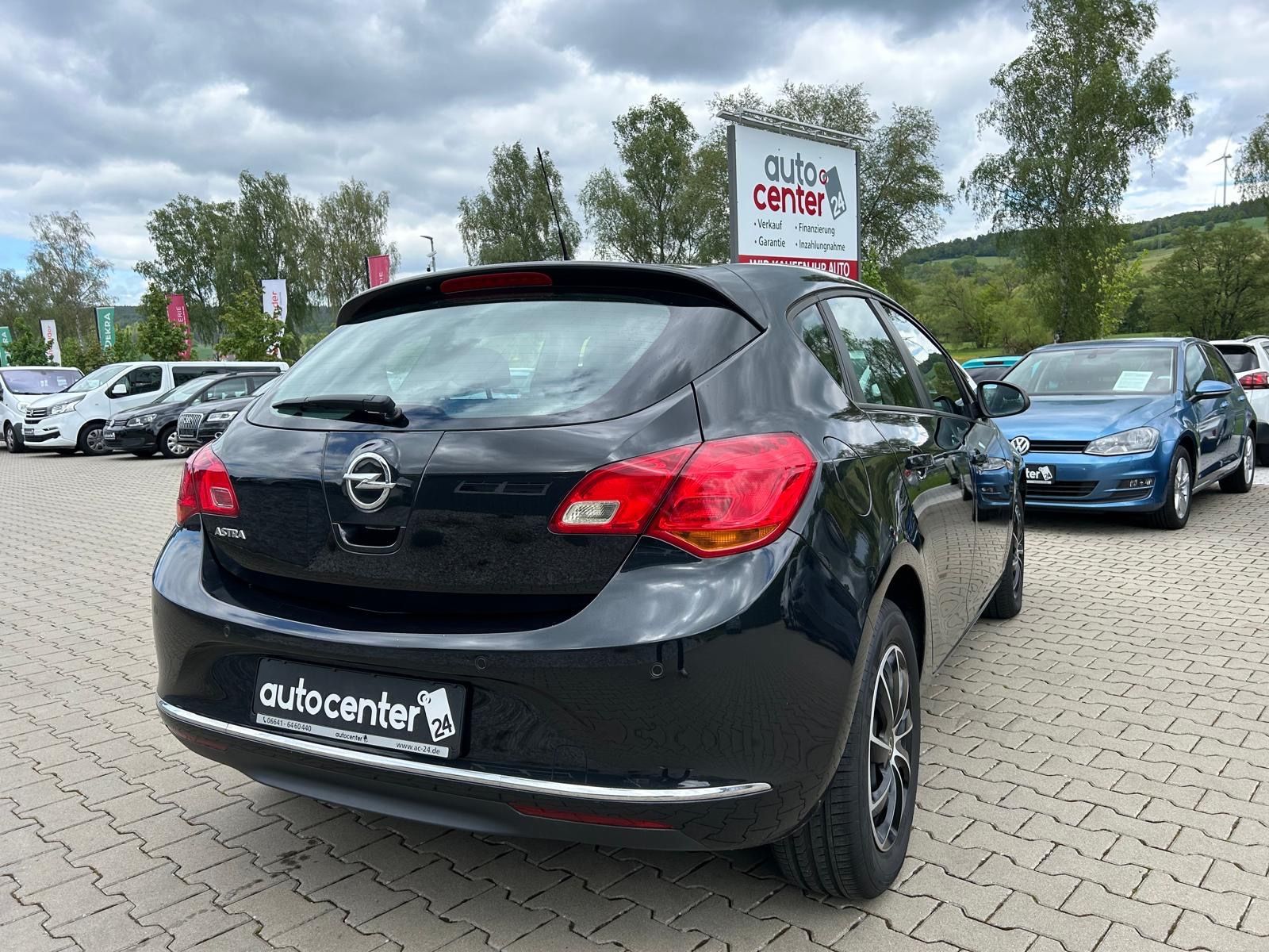 Fahrzeugabbildung Opel Astra J 1.6i Lim.°Tüv NEU°2.Hand°