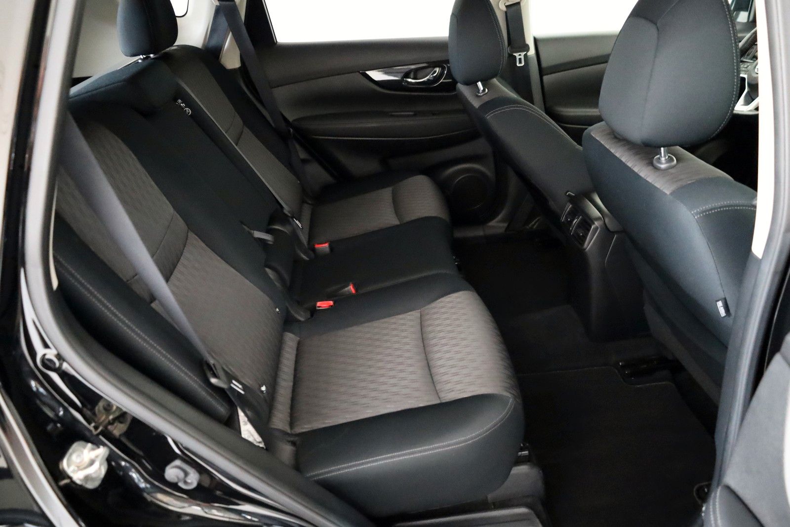 Fahrzeugabbildung Nissan X-Trail Acenta Navi,Panorama,360°Kamera,SH,SR+WR