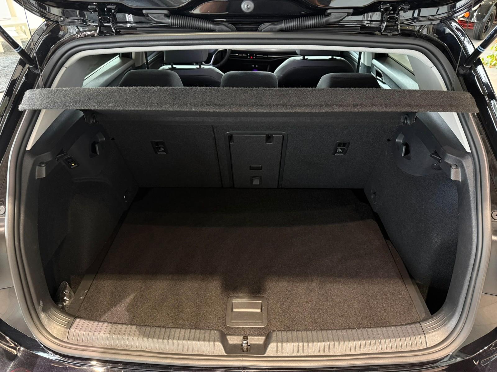 Volkswagen Golf VIII Lim. Active*AHK*Sportfahrwerk*HUD*, миниатюра 5