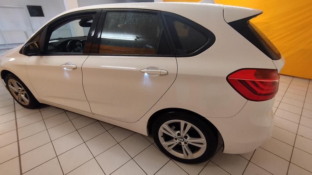 Erstes Annaberger Autohaus - BMW 218i Active Tourer, LED, AGR, Navi, Sitzheizung - Bild 8 Erstes Annaberger Autohaus - BMW 218i Active Tourer, LED, AGR, Navi, Sitzheizung - Bild 8
