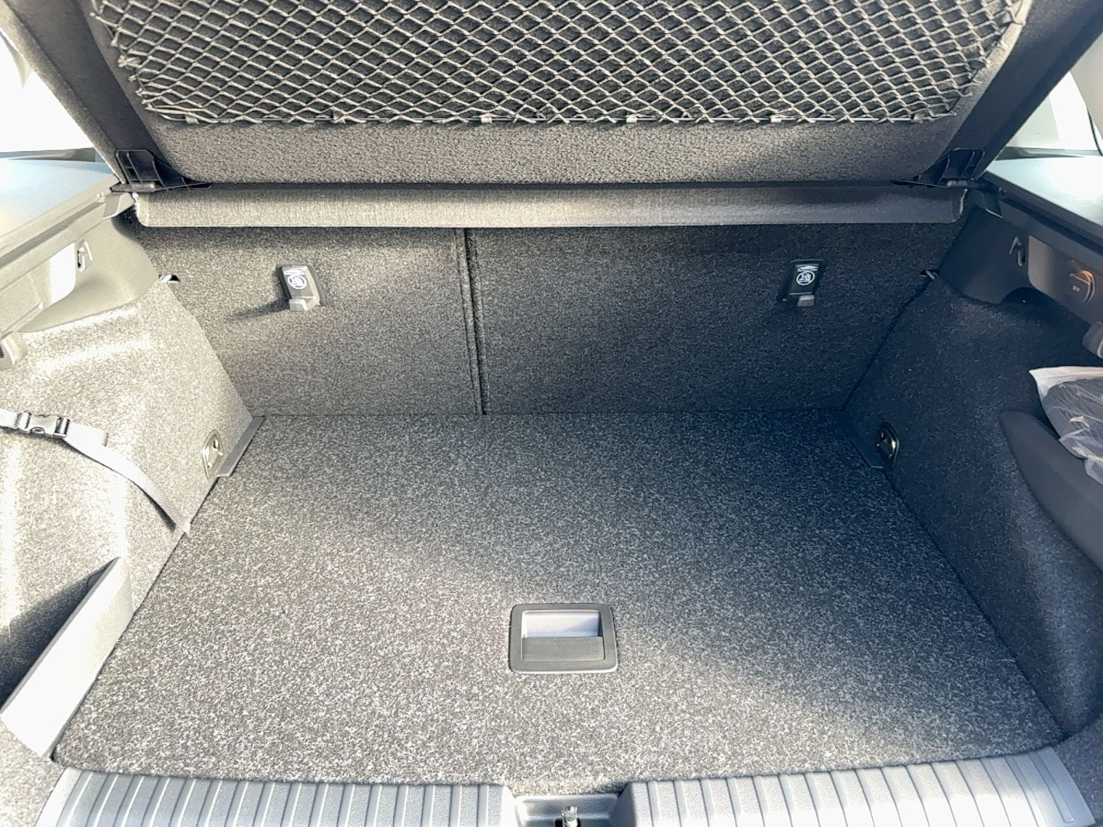 Kamiq 1.0 TSI Essence, Smartlink, Bluetooth, Win