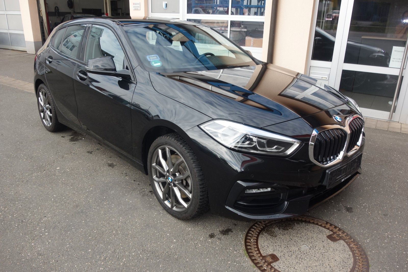 BMW 120 Baureihe 1 Lim. 120 i Sport Line foto 2