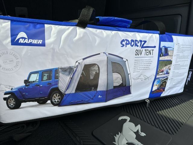 Fahrzeugabbildung Ford Bronco 2.7l EcoBoost V6   Badlands e-4WD #360-Gr