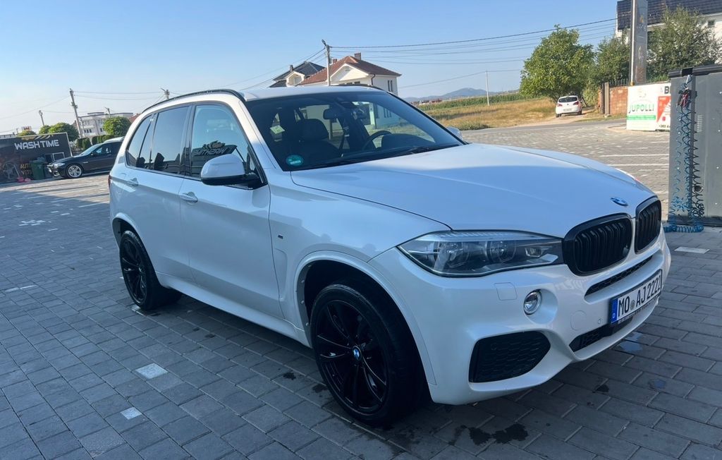 Image of BMW X5