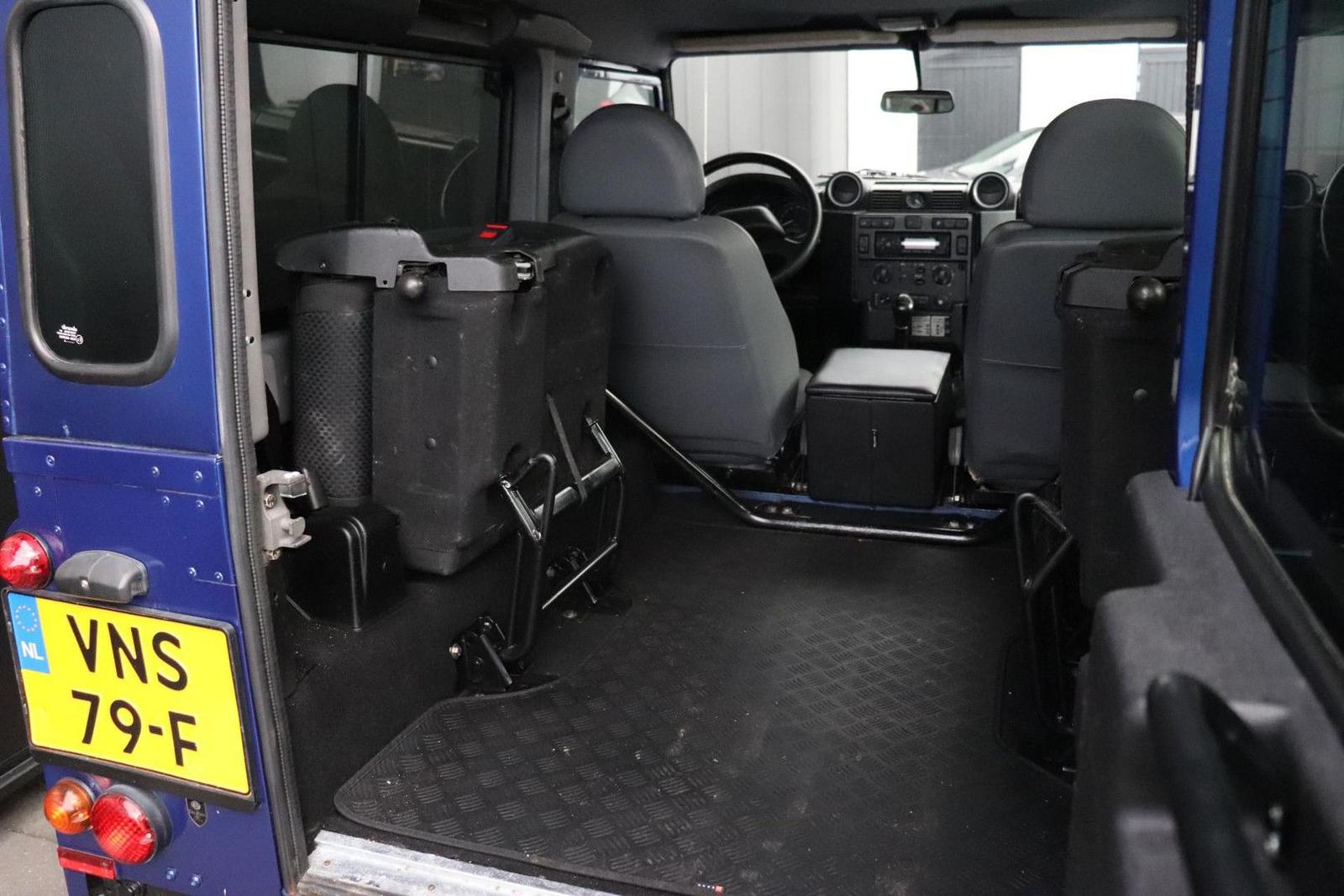 LAND ROVER DEFENDER - 2.2 D - 90 - 122 CV - 4X4 - BVM