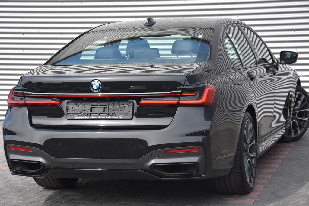 BMW 730