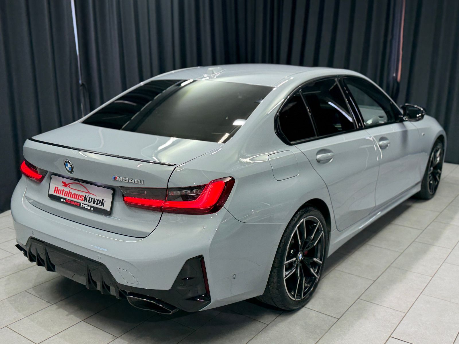 Fahrzeugabbildung BMW M340 i xDrive Limo|M-Sitze|360°|H&K|HuD|VOLL