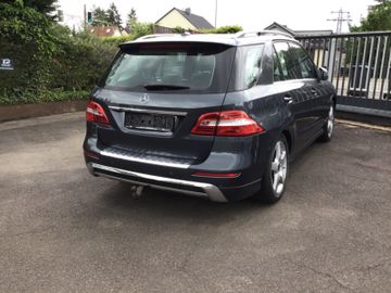 Mercedes ML 350 - 11