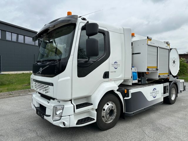 Volvo FL Electric mit BUCHER CityFlex C40e Kombination