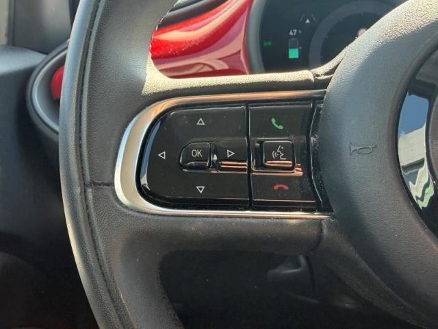 Fiat 500e Cabrio Red Navi Digitales Cockpit Klimaauto