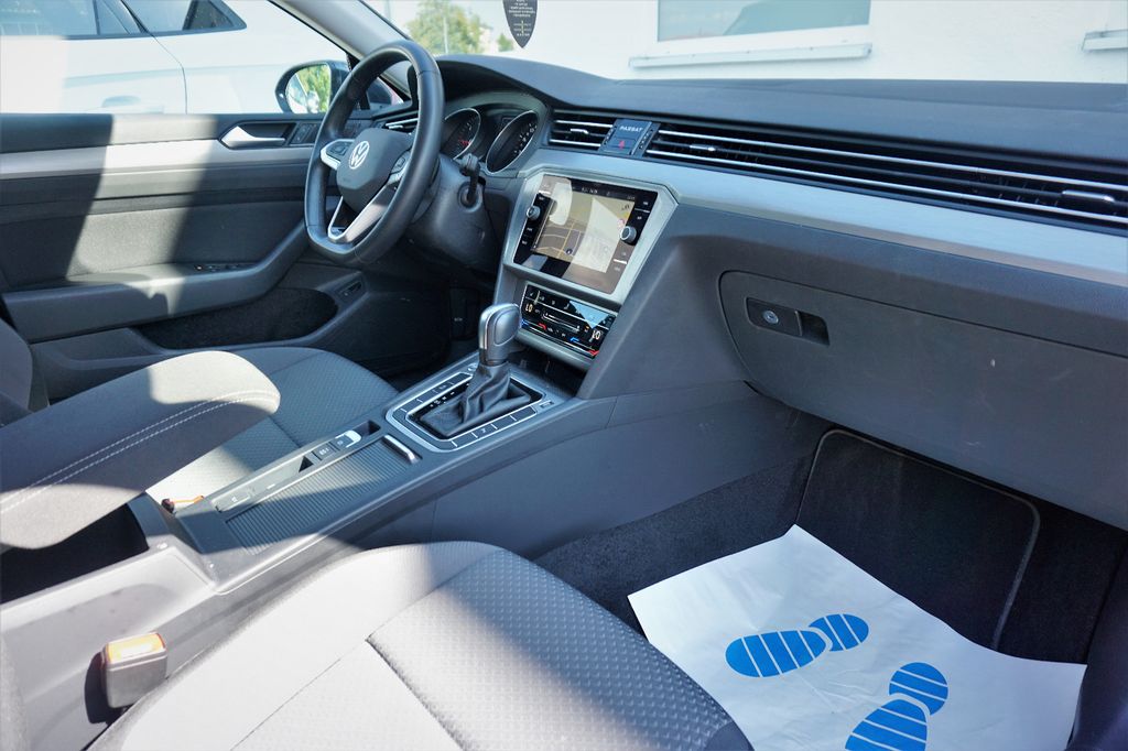 VW Passat 8