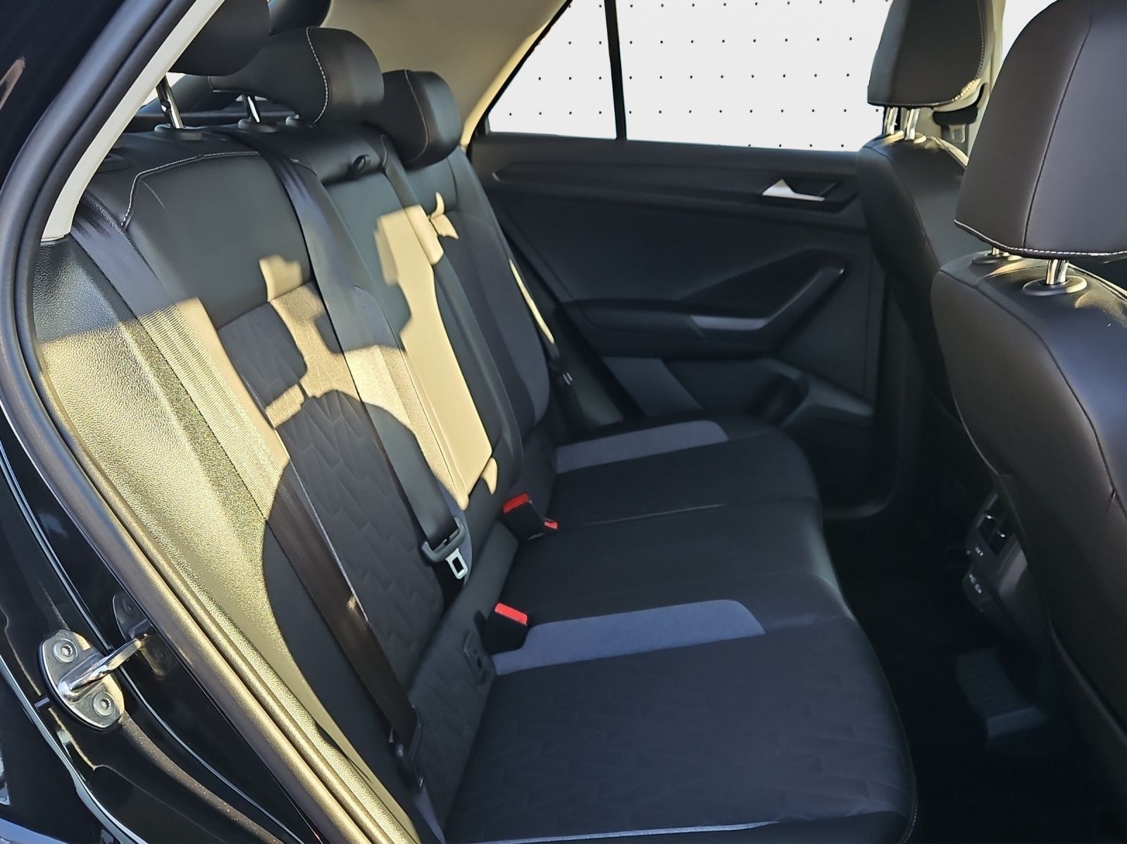 Volkswagen T-Roc - Bild 18