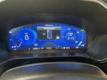 Ford Kuga - 12