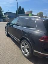 Volkswagen Touareg 3.0 V6 TDI SCR Tiptronic Executive E... - VW Touareg Gebrauchtwagen in Berlin