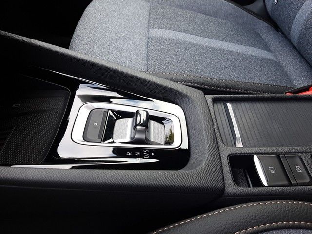 Fahrzeugabbildung Skoda Octavia Combi Selection 2.0TDI DSG PANO Leder