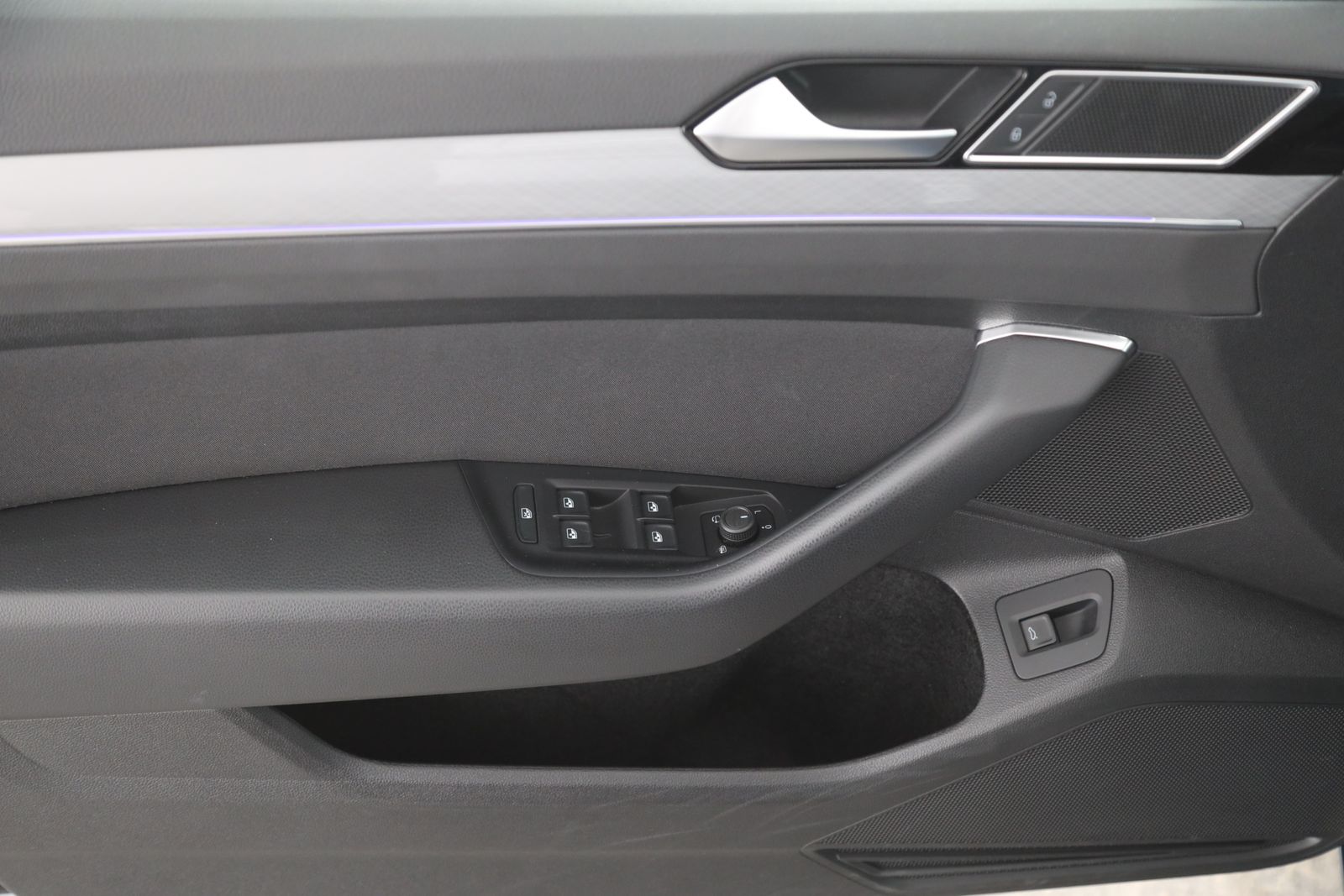 Volkswagen Passat Variant - Bild 17