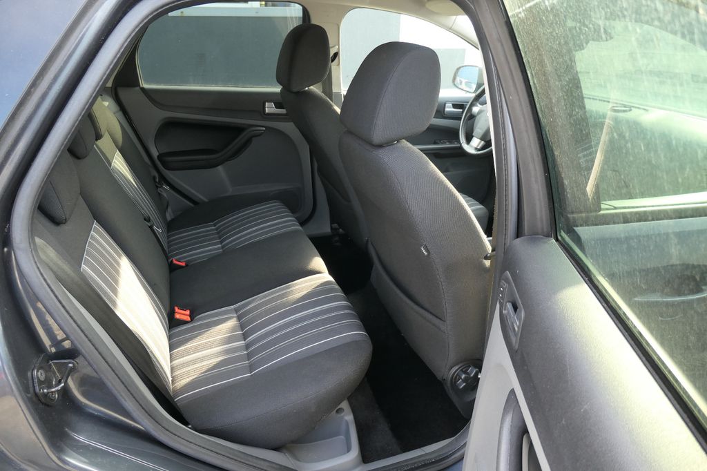 FORD Focus Concept | HU neu | Klima | AHK, Ansicht 9