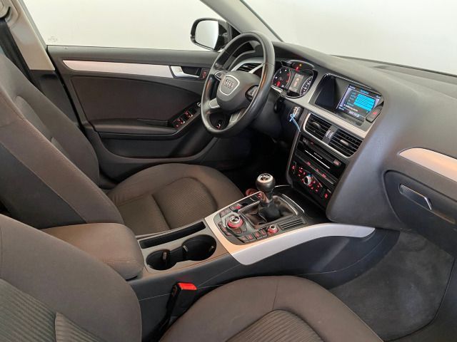A4 Avant Attraction 2.0 TDI quattro NAVI+SHZ+EPH
