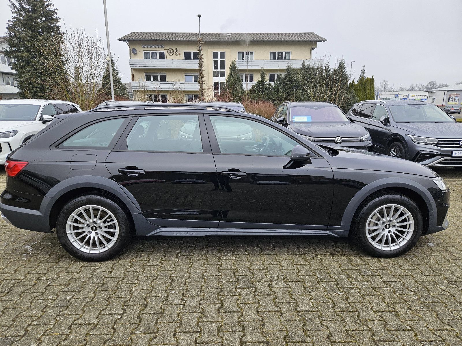 Audi A4 Allroad AHK elektr. Gepäck LED foto 4