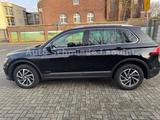 Volkswagen Tiguan 1.4 TSI DSG Sound 4Motion Navi, AHK - Volkswagen Tiguan in Essen