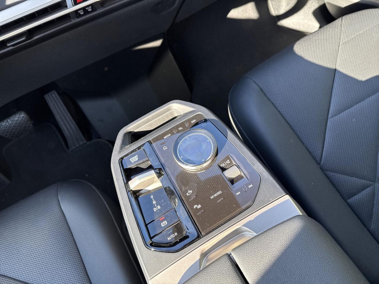 BMW iX xDr40 Sportpaket H/K,PA,DA,LiCoPro,Shzg,Komfz foto 12