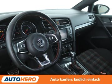 Volkswagen Golf - 11