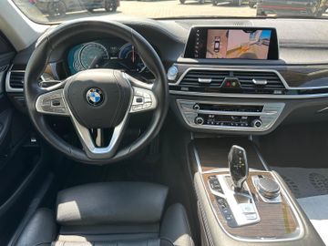 BMW 740 - 10