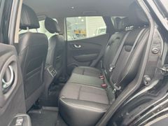 Fahrzeugabbildung Kadjar Bose Edition 4x4 Standheizung 1.7 BLUE dC