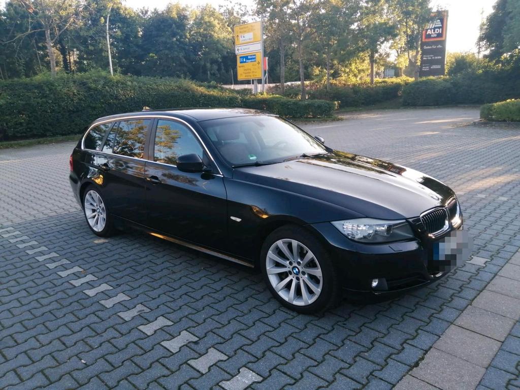 BMW 330