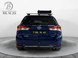Toyota Auris Touring Sports Hybrid AHK - gebrauchte Toyota Auris aus dem Jahr 2018