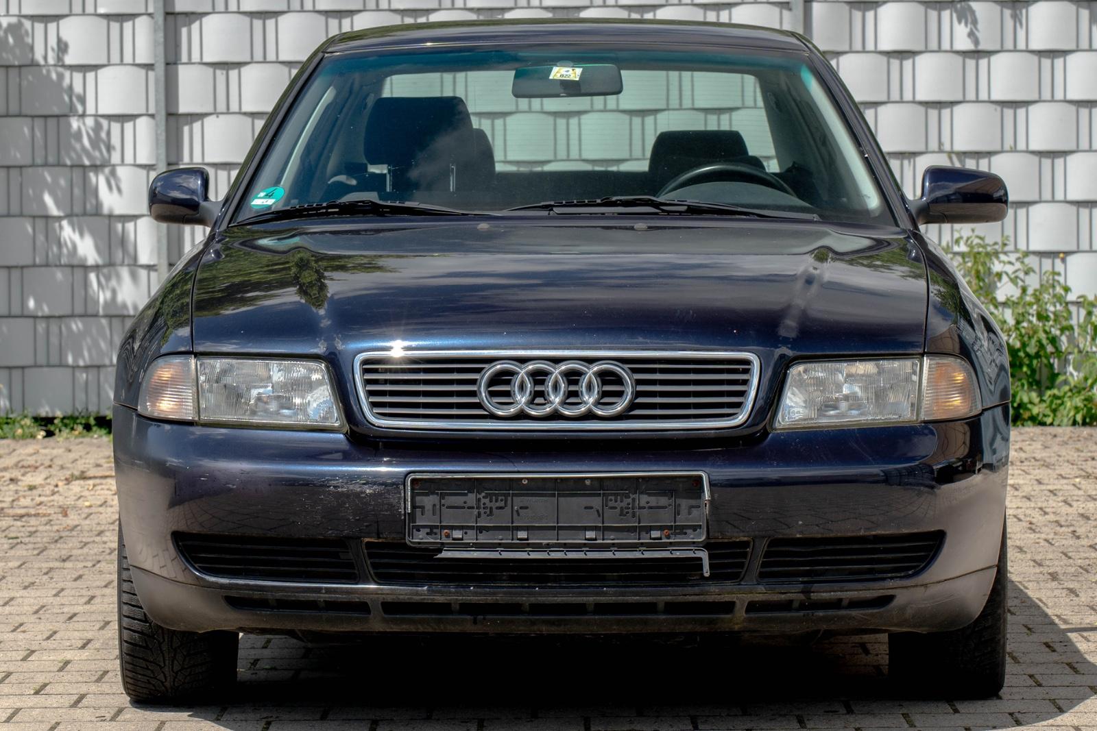 Audi A4 1.8 T s-line*automatik*TÜV 05/2028