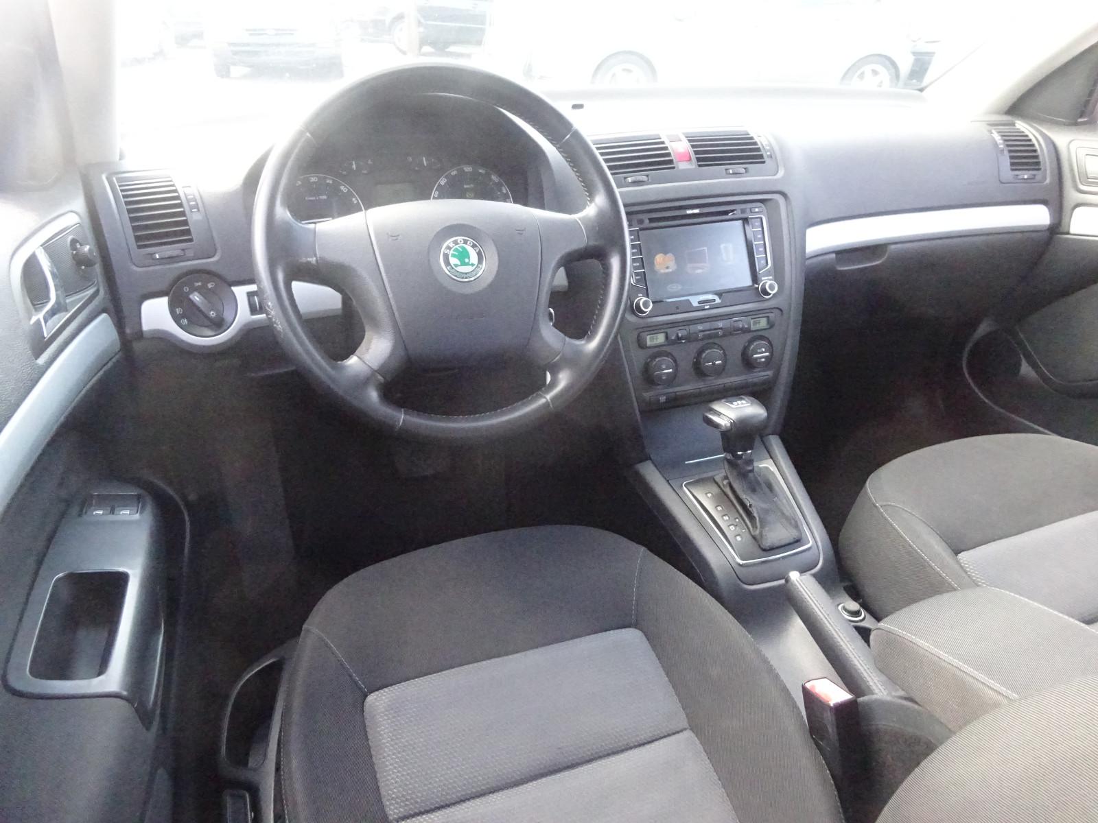 Skoda Octavia 2008 — photo 9